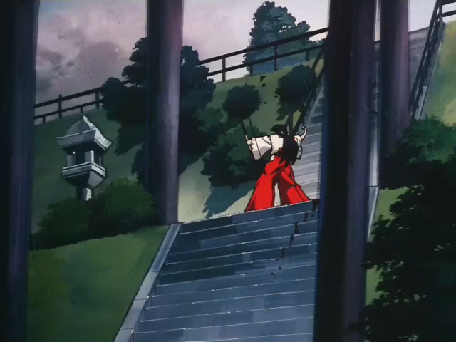 Inuyasha Ep 1: The Girl Who Overcame Time @ 01:08