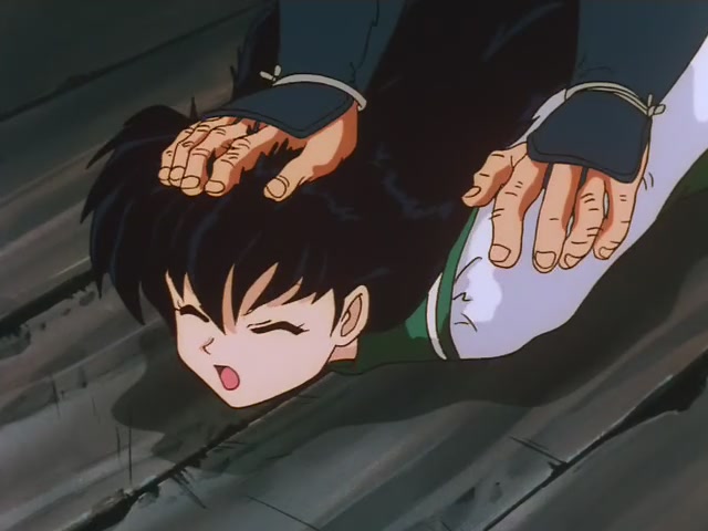 Inuyasha Ep 2: Seekers of the Sacred Jewel @ 10:57