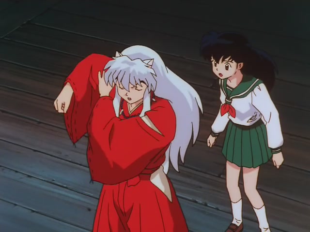 Inuyasha Ep 2: Seekers of the Sacred Jewel @ 15:16