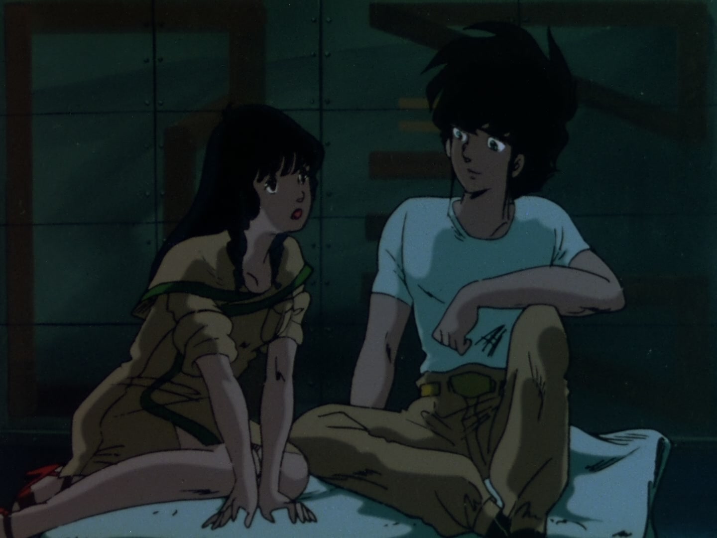 Super Dimension Fortress Macross Ep 4: Lynn Minmay @ 11:25