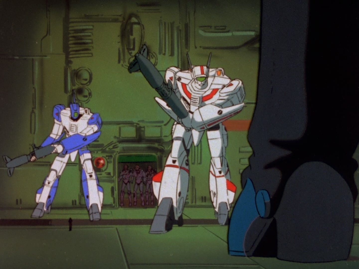 Super Dimension Fortress Macross Ep 11: First Contact @ 01:58