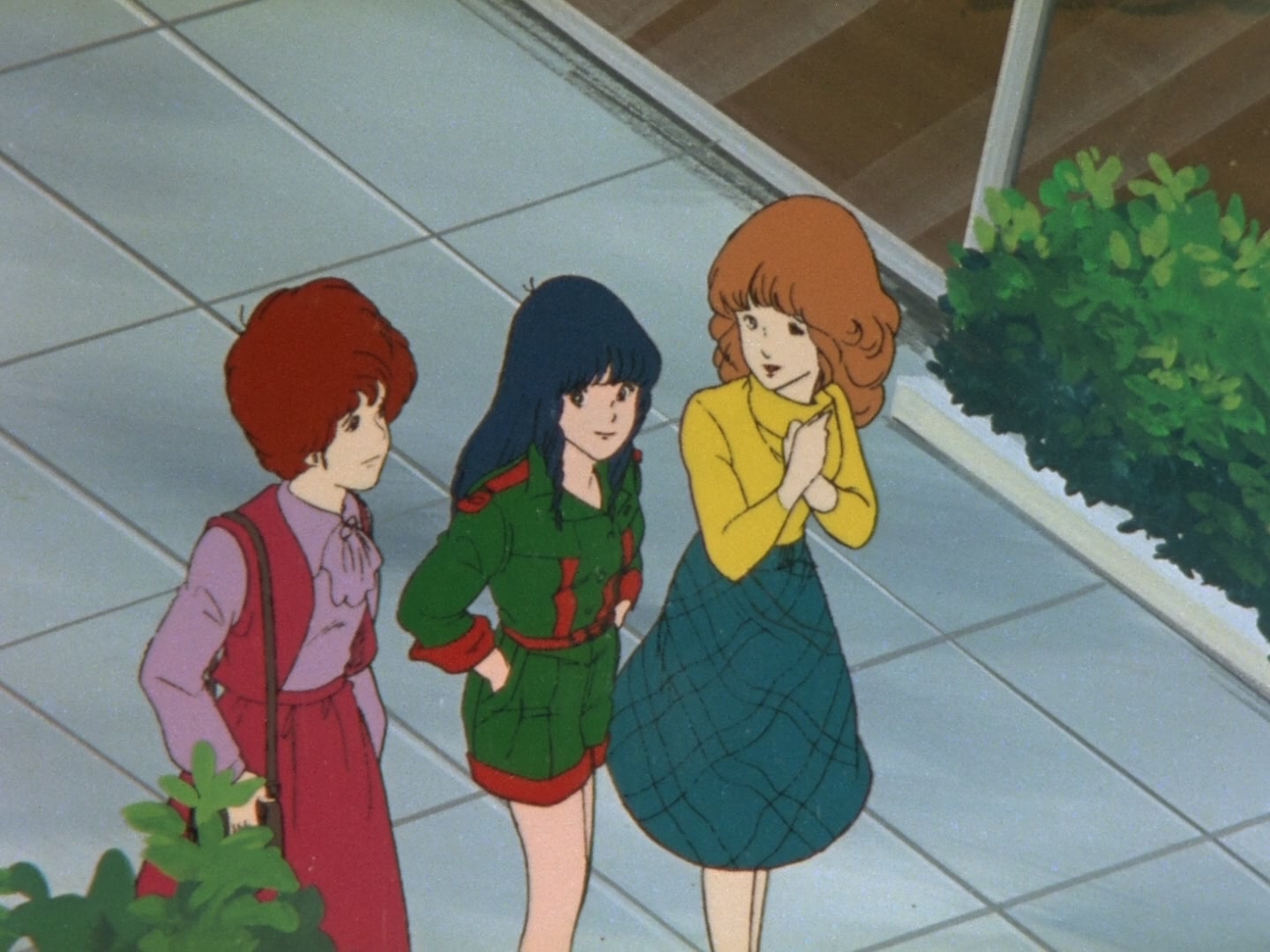 Super Dimension Fortress Macross Ep 11: First Contact @ 07:59