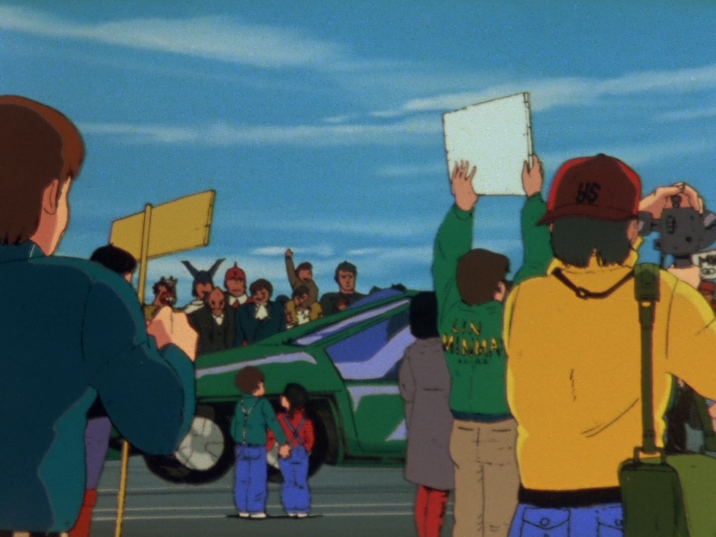 Super Dimension Fortress Macross Ep 15: China Town @ 05:47