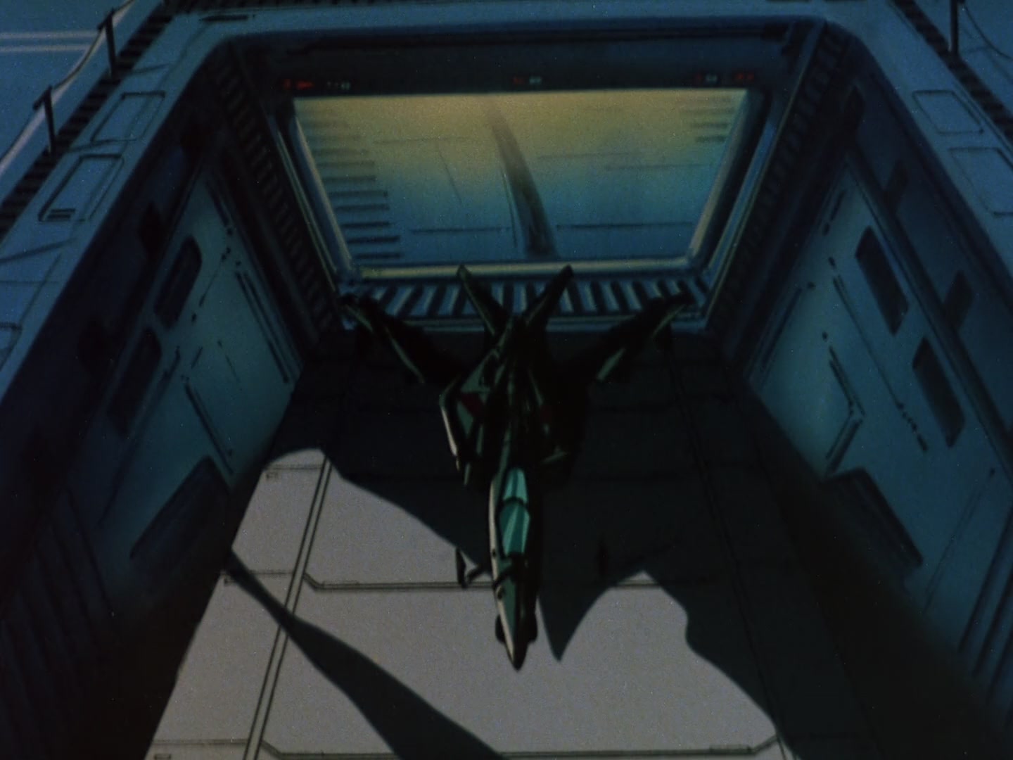 Super Dimension Fortress Macross Ep 17: Phantasm @ 07:24