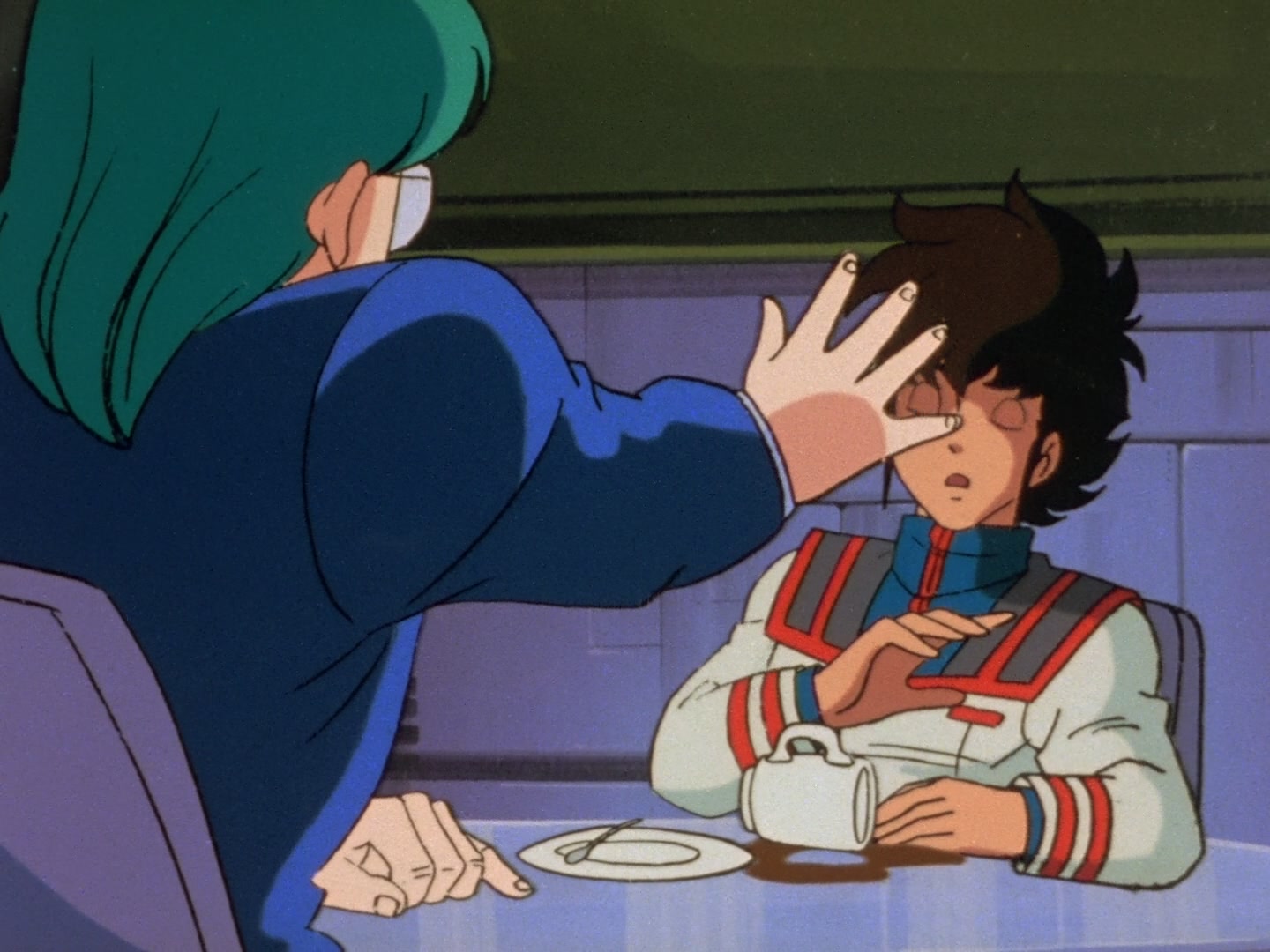 Super Dimension Fortress Macross Ep 25: Virgin Road @ 05:55
