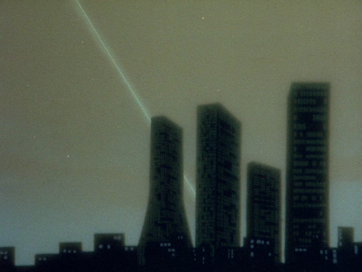 Super Dimension Fortress Macross Ep 27: Love Drifts Away @ 06:43