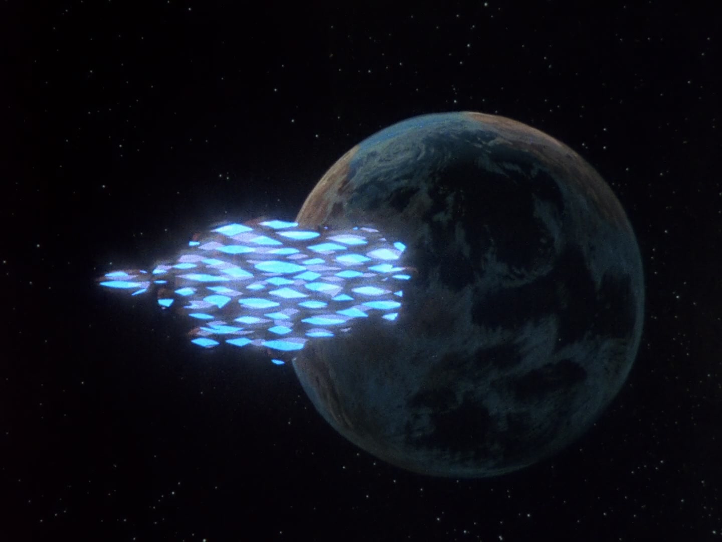 Super Dimension Fortress Macross Ep 30: Viva Maria @ 23:16