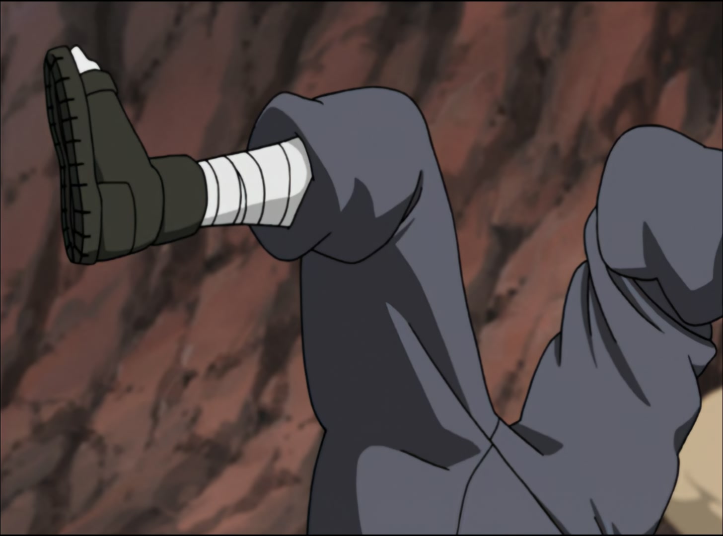 Naruto: Shippuden Ep 42: Orochimaru vs. Jinchuriki @ 00:17:45