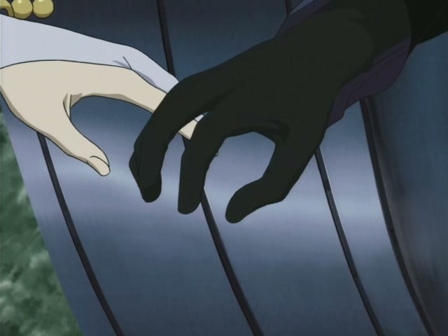 Wolf's Rain Ep 18: Men, Wolves, and the Book of the Moon @ 00:07:40