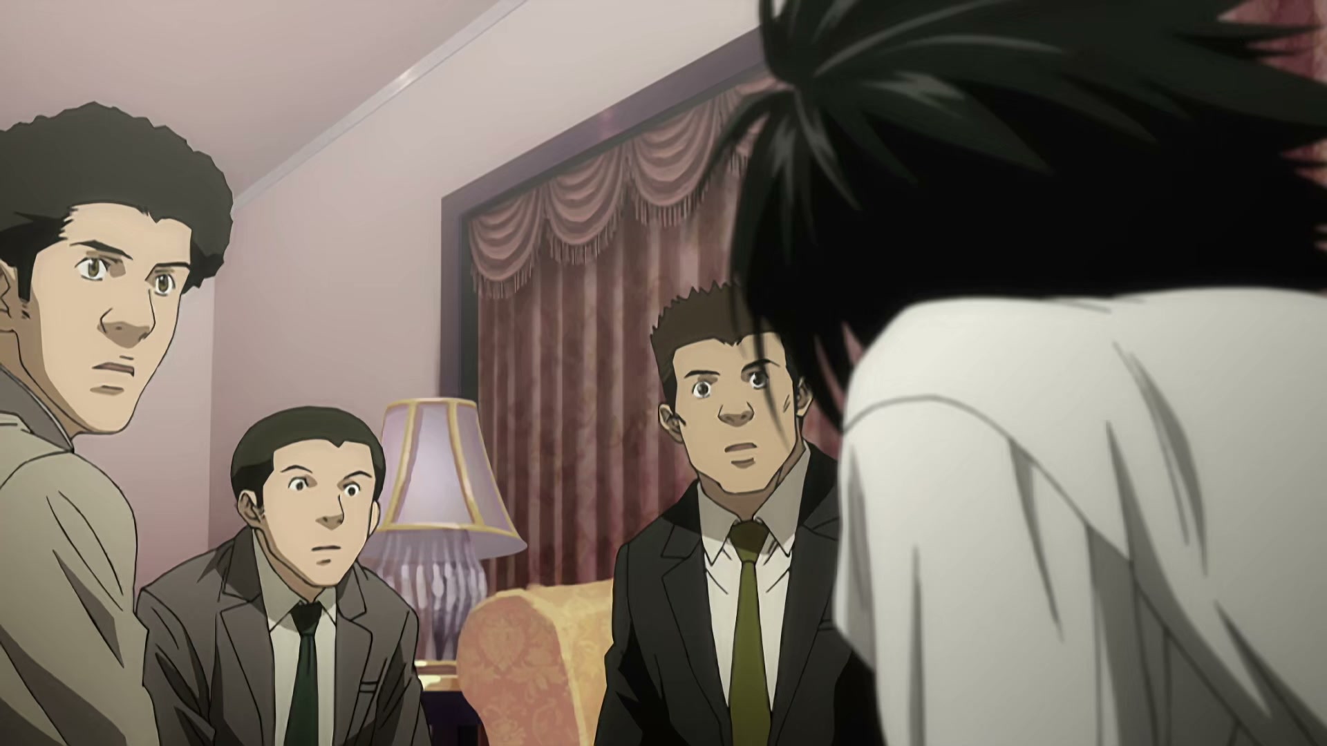 Death Note Ep 6: Unraveling @ 00:05:30