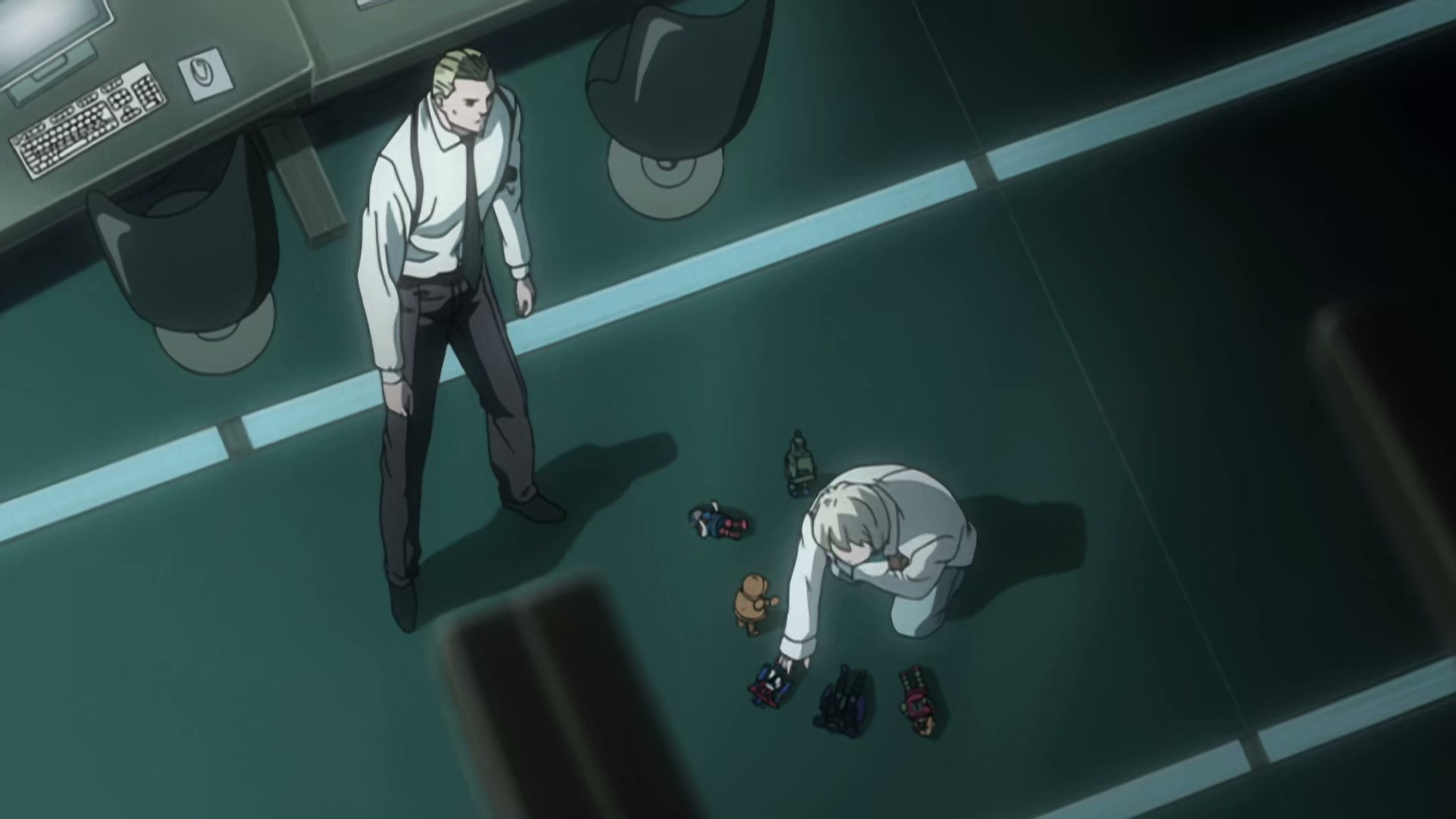 Death Note Ep 31: Transfer @ 00:04:41