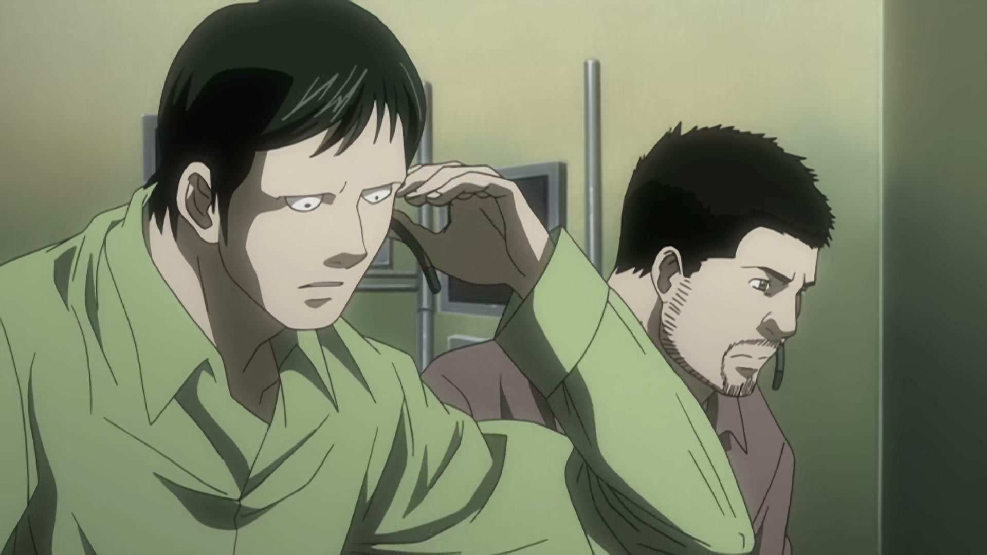 Death Note Ep 31: Transfer @ 00:08:35