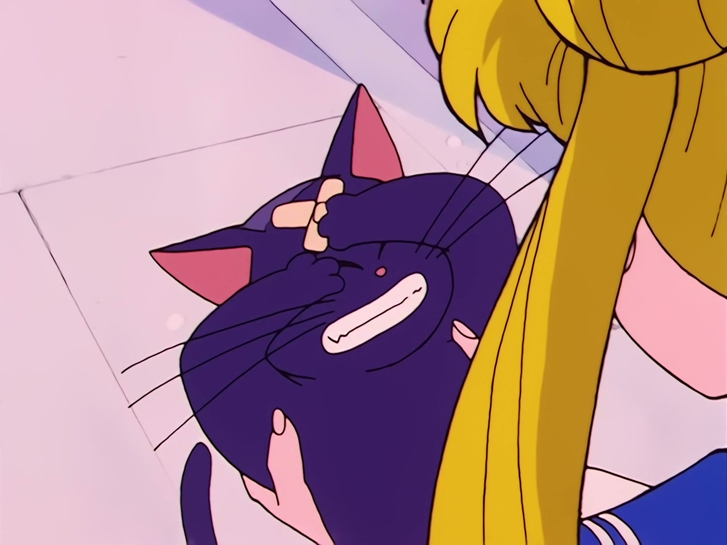 Sailor Moon Ep 1: The Crybaby Usagi's Magnificent Transformation @ 00:02:56