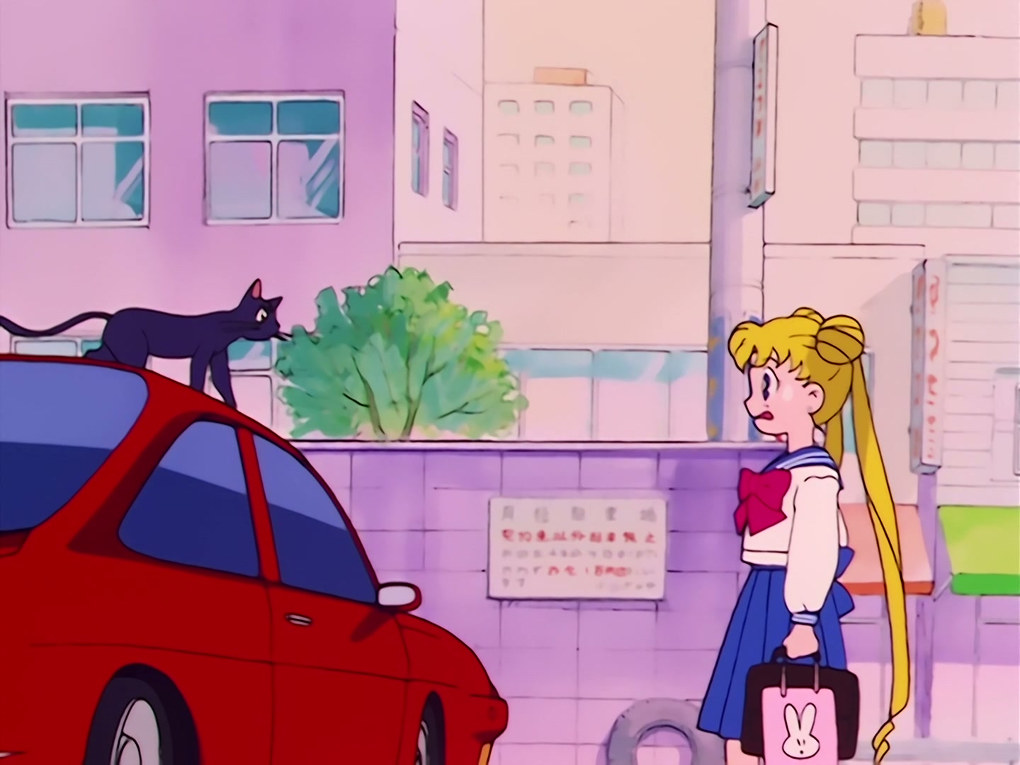 Sailor Moon Ep 1: The Crybaby Usagi's Magnificent Transformation @ 00:03:22