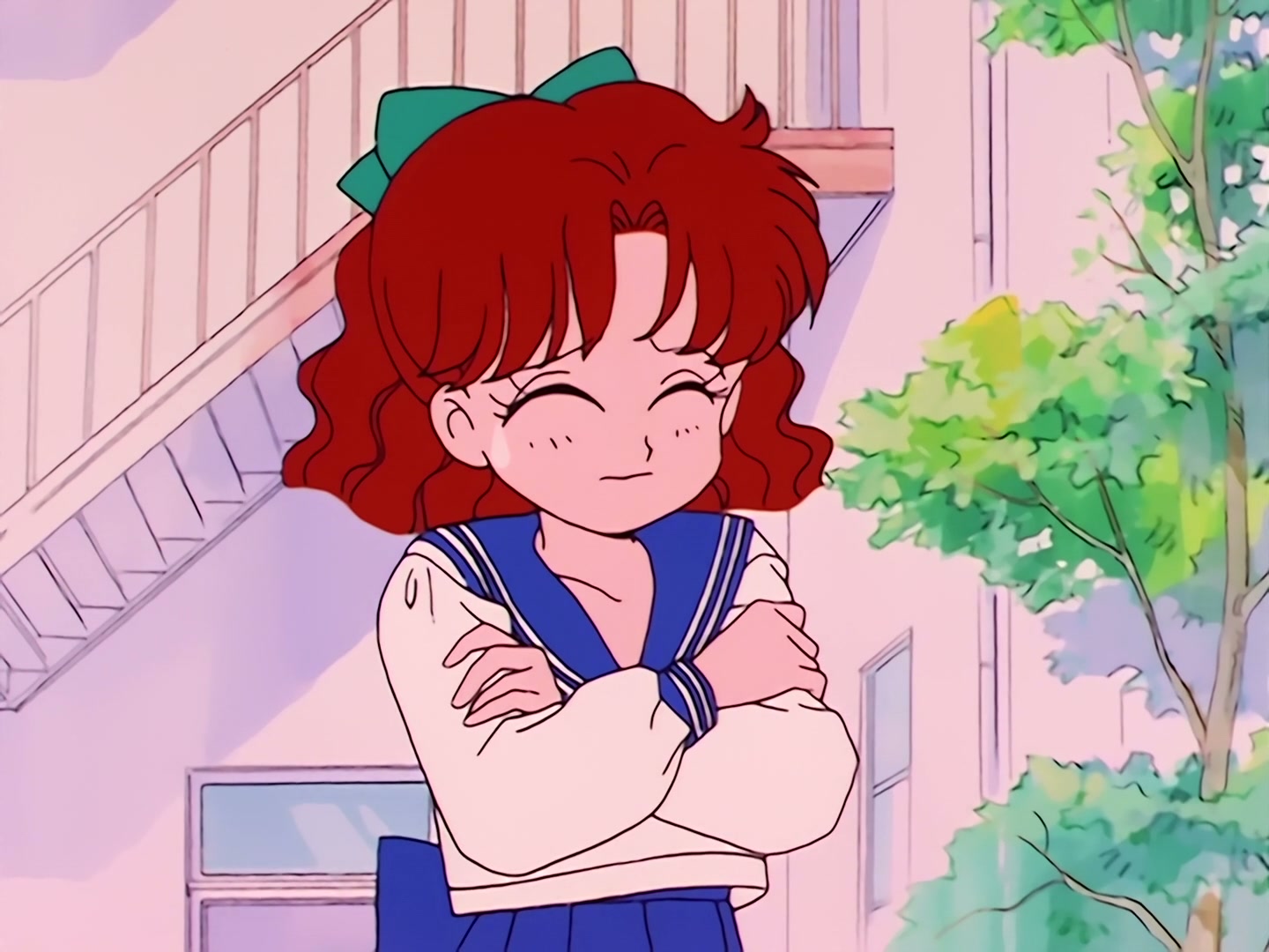 Sailor Moon Ep 1: The Crybaby Usagi's Magnificent Transformation @ 00:04:19