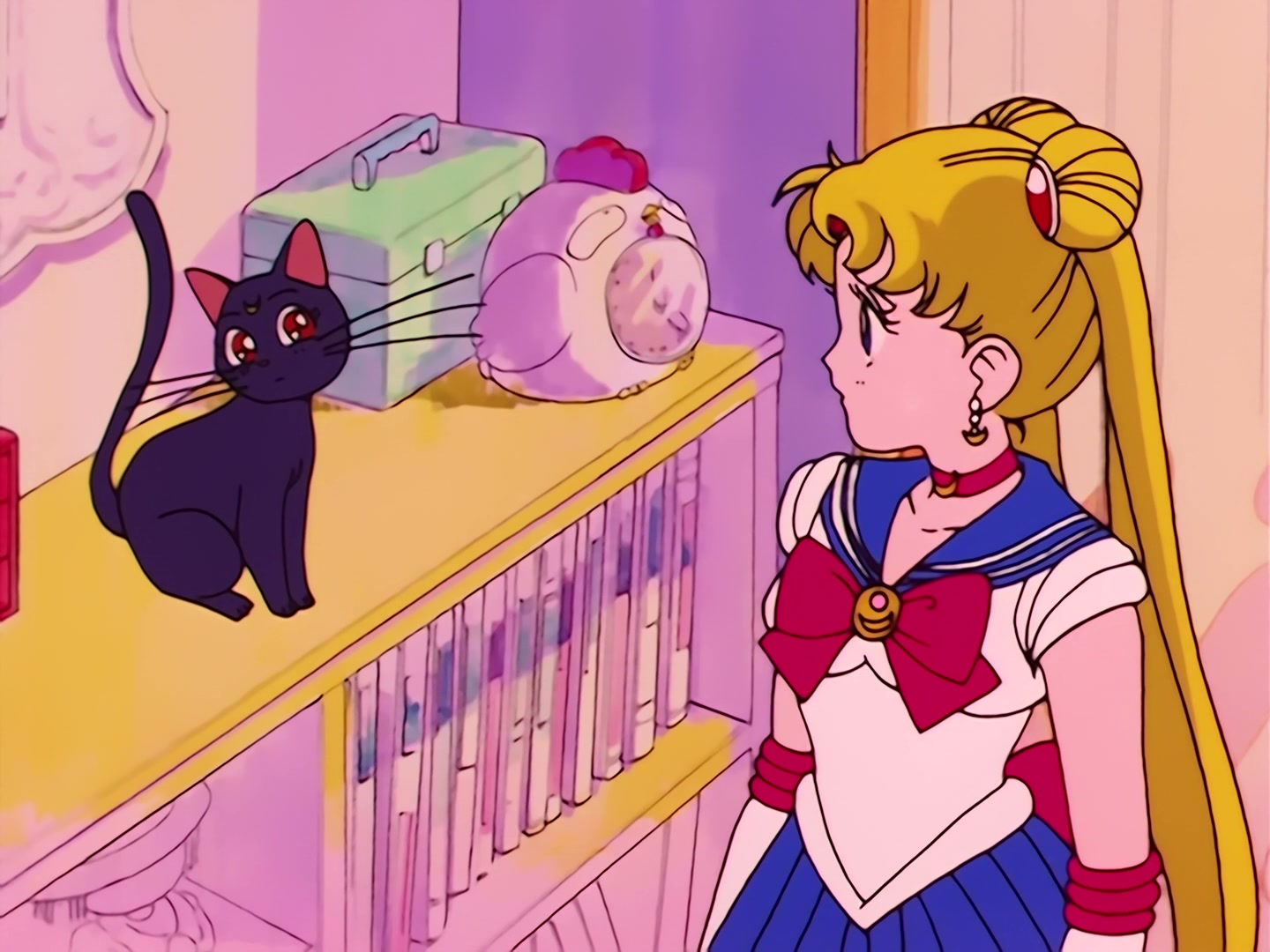 Sailor Moon Ep 1: The Crybaby Usagi's Magnificent Transformation @ 00:17:28