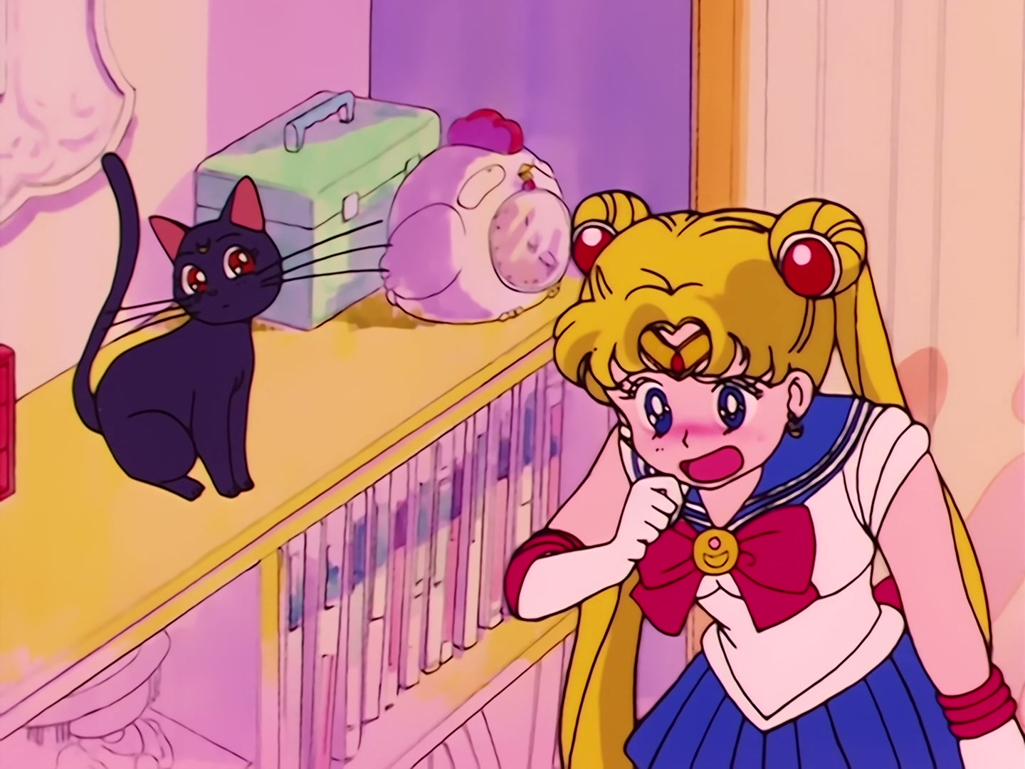 Sailor Moon Ep 1: The Crybaby Usagi's Magnificent Transformation @ 00:17:32
