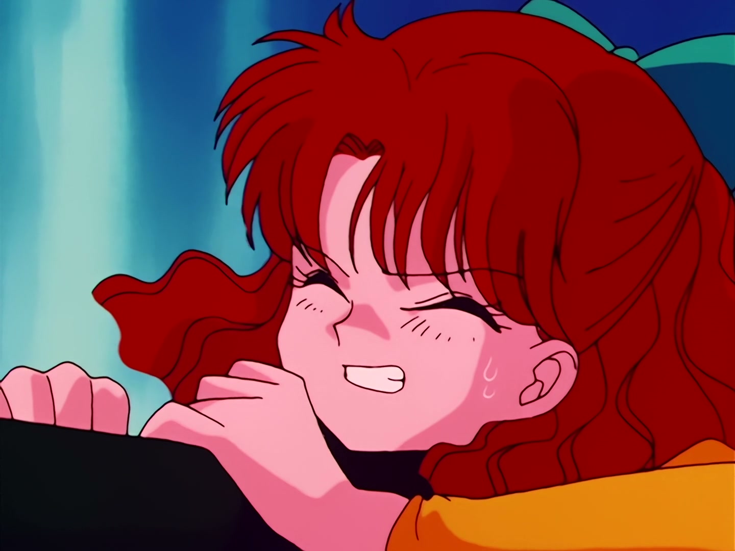 Sailor Moon Ep 1: The Crybaby Usagi's Magnificent Transformation @ 00:17:49