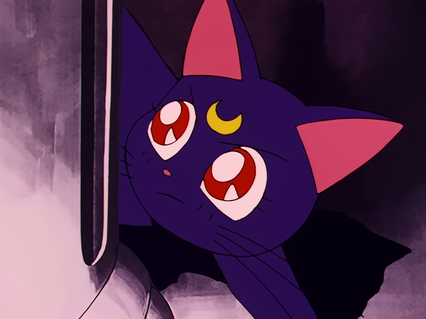 Sailor Moon Ep 1: The Crybaby Usagi's Magnificent Transformation @ 00:20:17