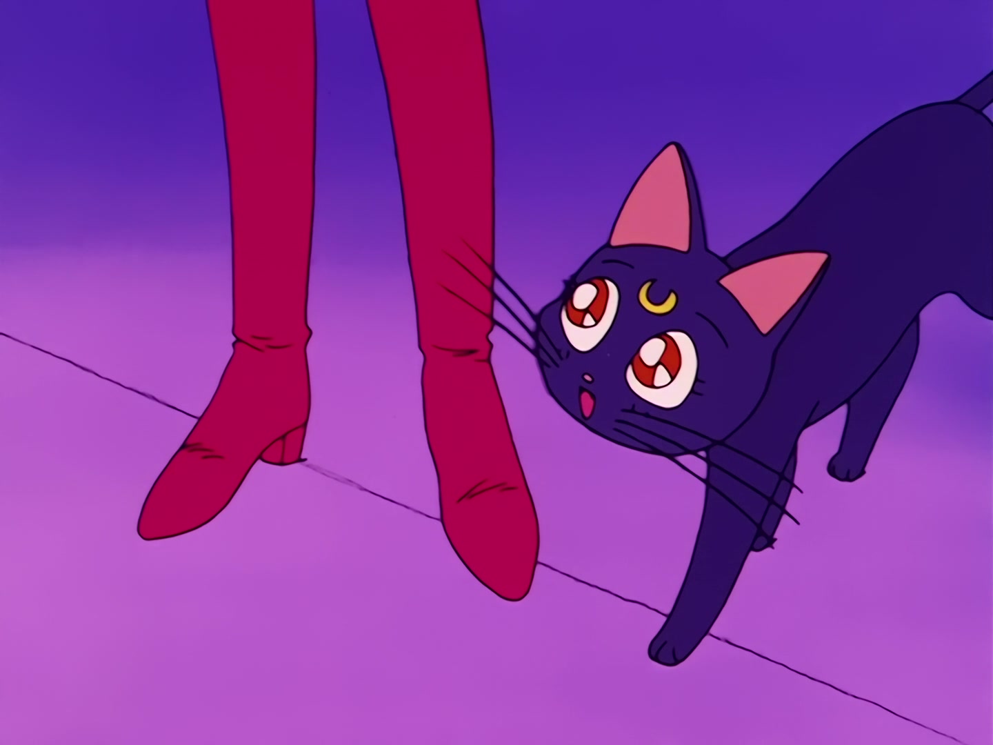 Sailor Moon Ep 1: The Crybaby Usagi's Magnificent Transformation @ 00:21:30