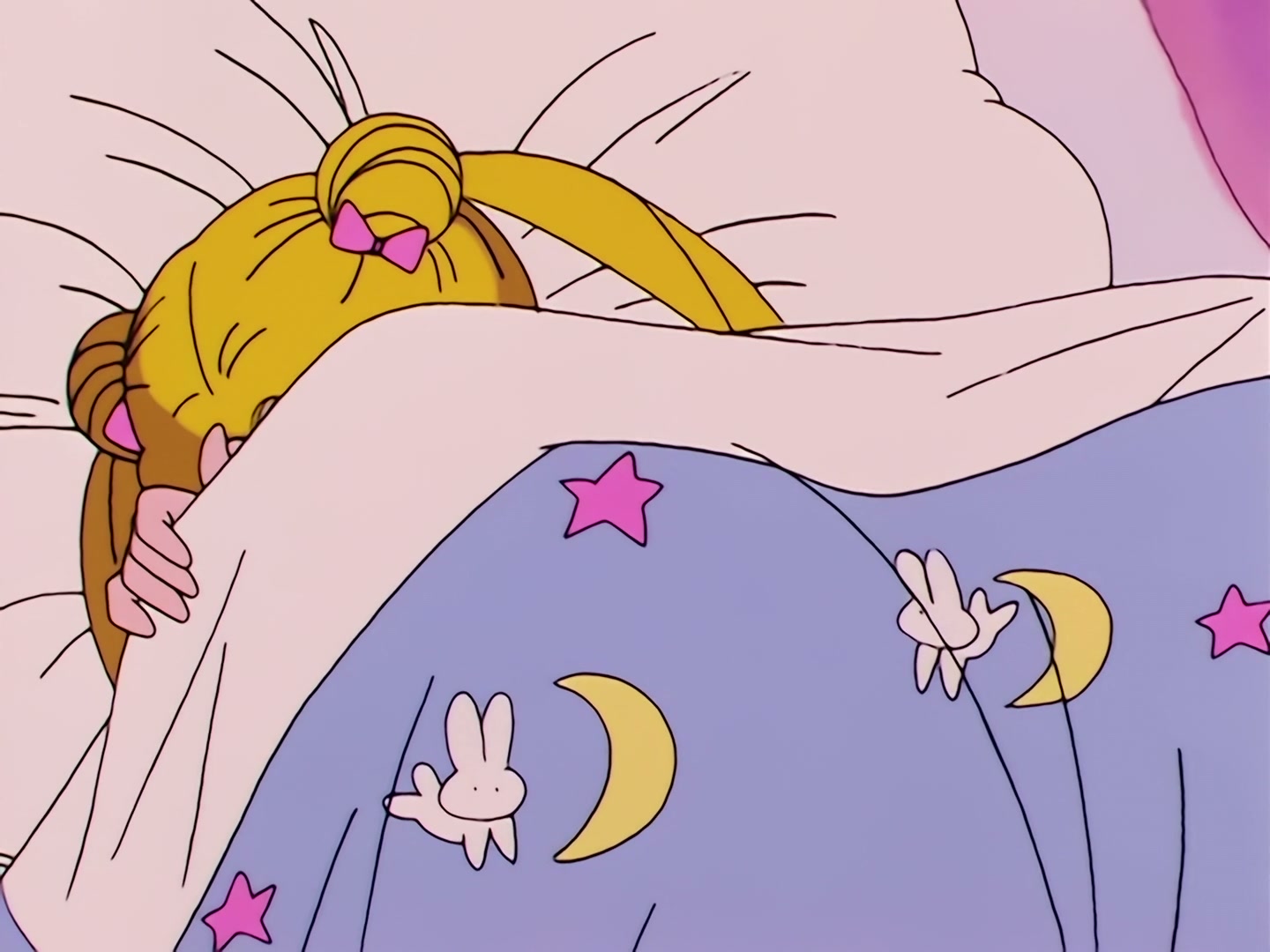 Sailor Moon Ep 2: Punishment Awaits! The House of Fortune is the Monster Mansion @ 00:03:52