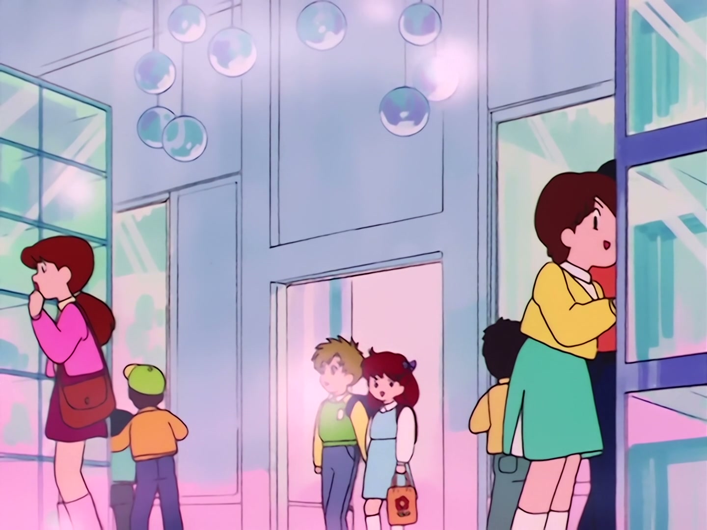 Sailor Moon Ep 5: Scent of a Monster! Chanelas Steal Love @ 00:08:25