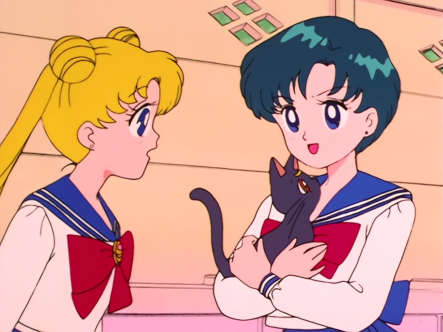 Sailor Moon Ep 10: Cursed Buses! Fire Warrior Mars Appears @ 00:03:39