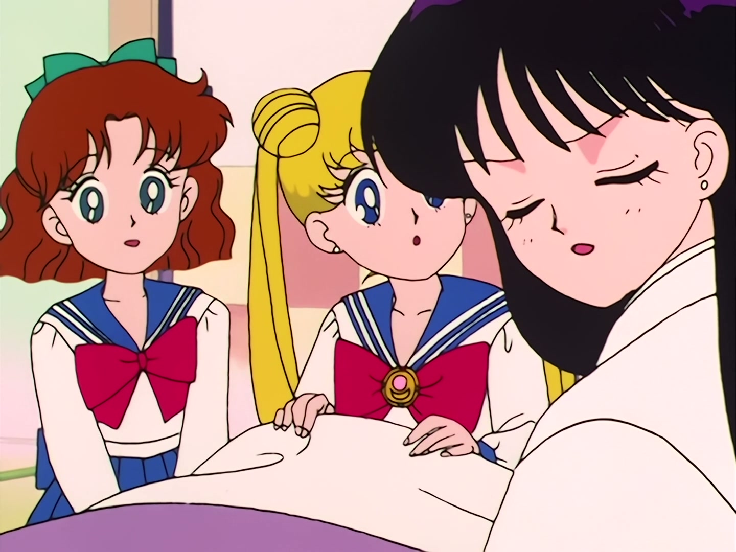 Sailor Moon Ep 10: Cursed Buses! Fire Warrior Mars Appears @ 00:08:08