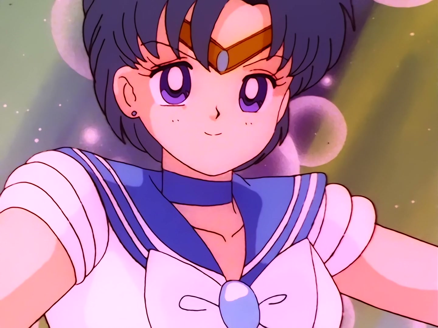 Sailor Moon Ep 17: Is Usagi a Model? The Focus of the Monster Camera @ 00:02:13