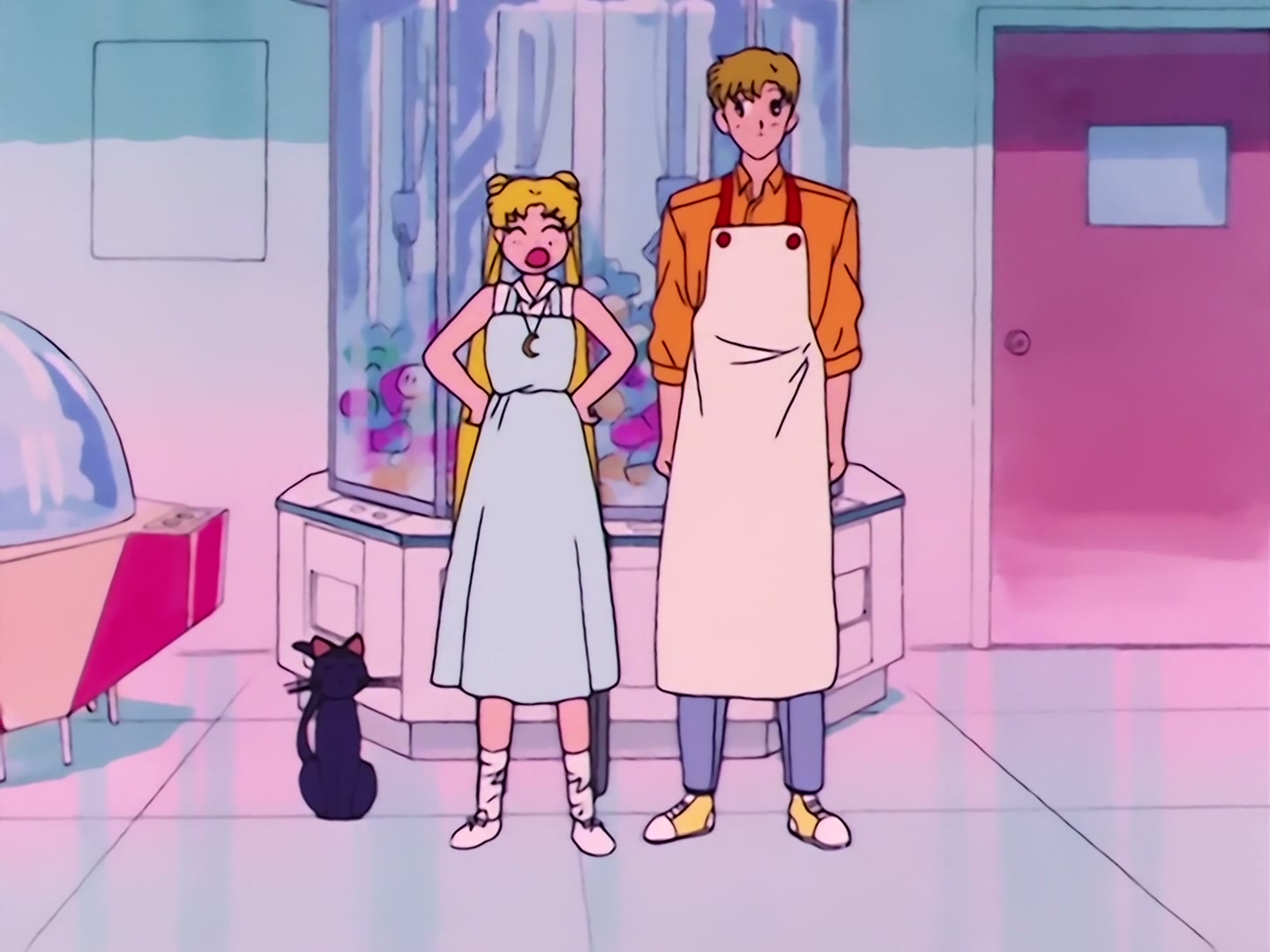 Sailor Moon Ep 17: Is Usagi a Model? The Focus of the Monster Camera @ 00:08:25