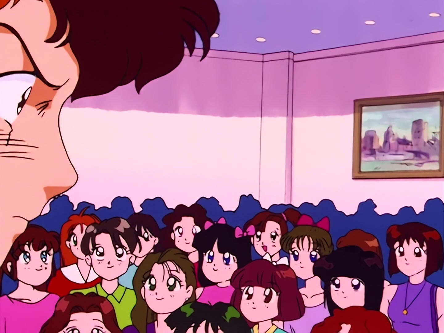 Sailor Moon Ep 17: Is Usagi a Model? The Focus of the Monster Camera @ 00:10:40