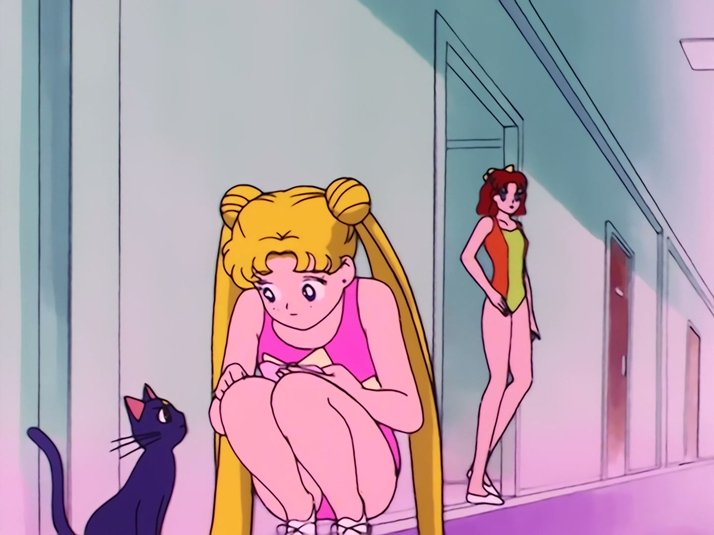 Sailor Moon Ep 17: Is Usagi a Model? The Focus of the Monster Camera @ 00:13:20