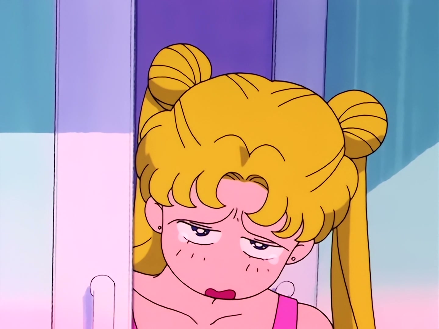 Sailor Moon Ep 17: Is Usagi a Model? The Focus of the Monster Camera @ 00:13:55