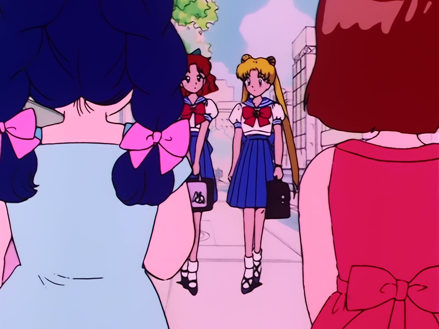 Sailor Moon Ep 18: Shingo's Innocent Love! A Sorrowful French Doll @ 00:04:23