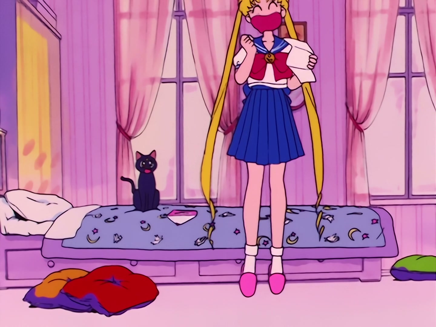 Sailor Moon Ep 19: Usagi is Thrilled! Tuxedo Mask's Love Letter @ 00:05:28