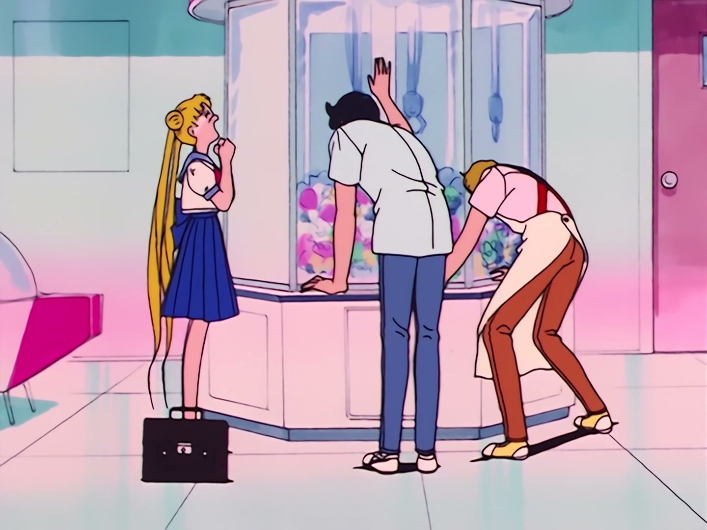 Sailor Moon Ep 19: Usagi is Thrilled! Tuxedo Mask's Love Letter @ 00:07:38
