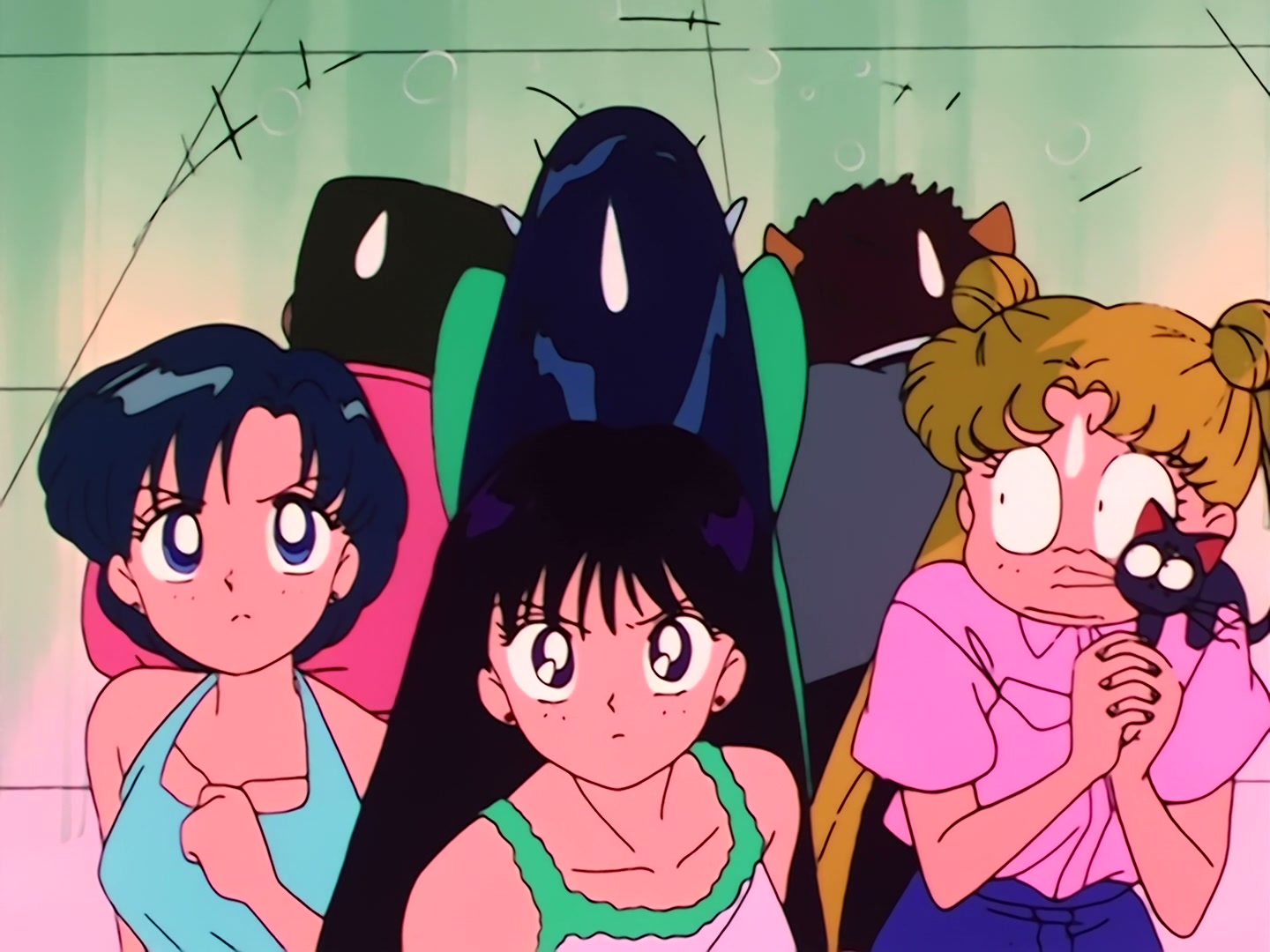 Sailor Moon Ep 20: The Summer! The Ocean! Our Youth! And a Ghost, Too @ 00:09:04