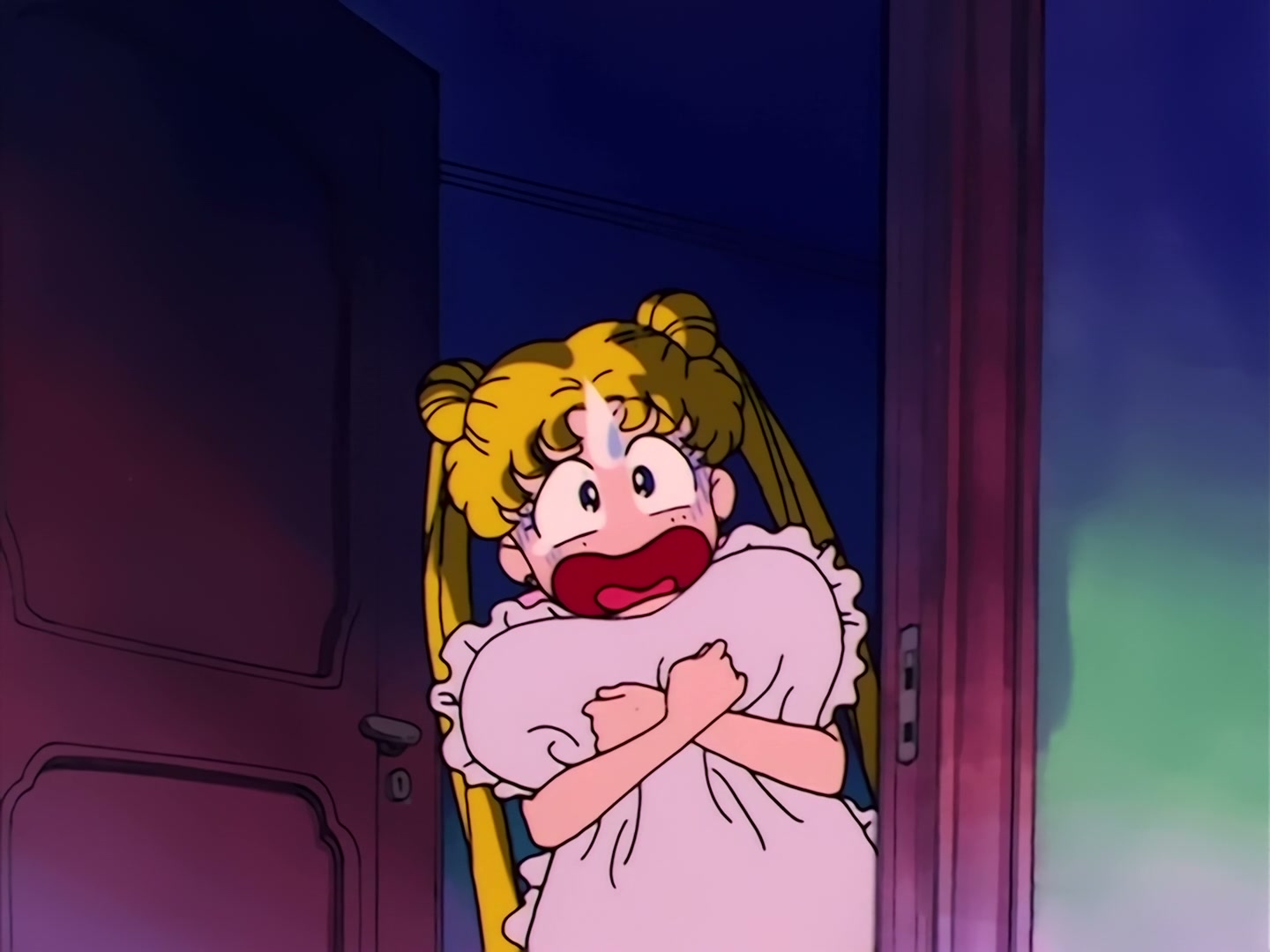 Sailor Moon Ep 20: The Summer! The Ocean! Our Youth! And a Ghost, Too @ 00:15:39