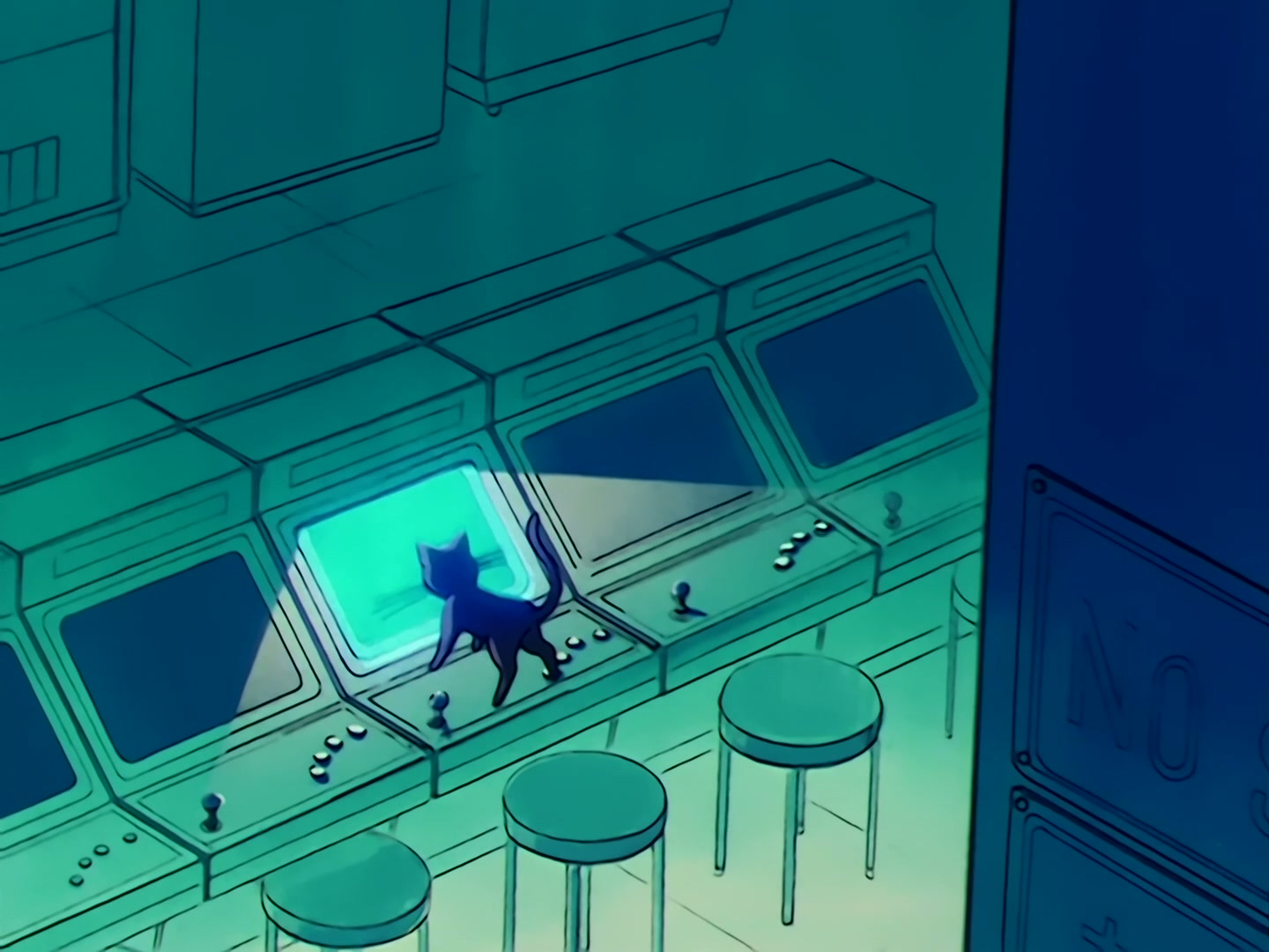 Sailor Moon Ep 32: Umino's Resolve! I'll Protect Naru @ 00:03:18