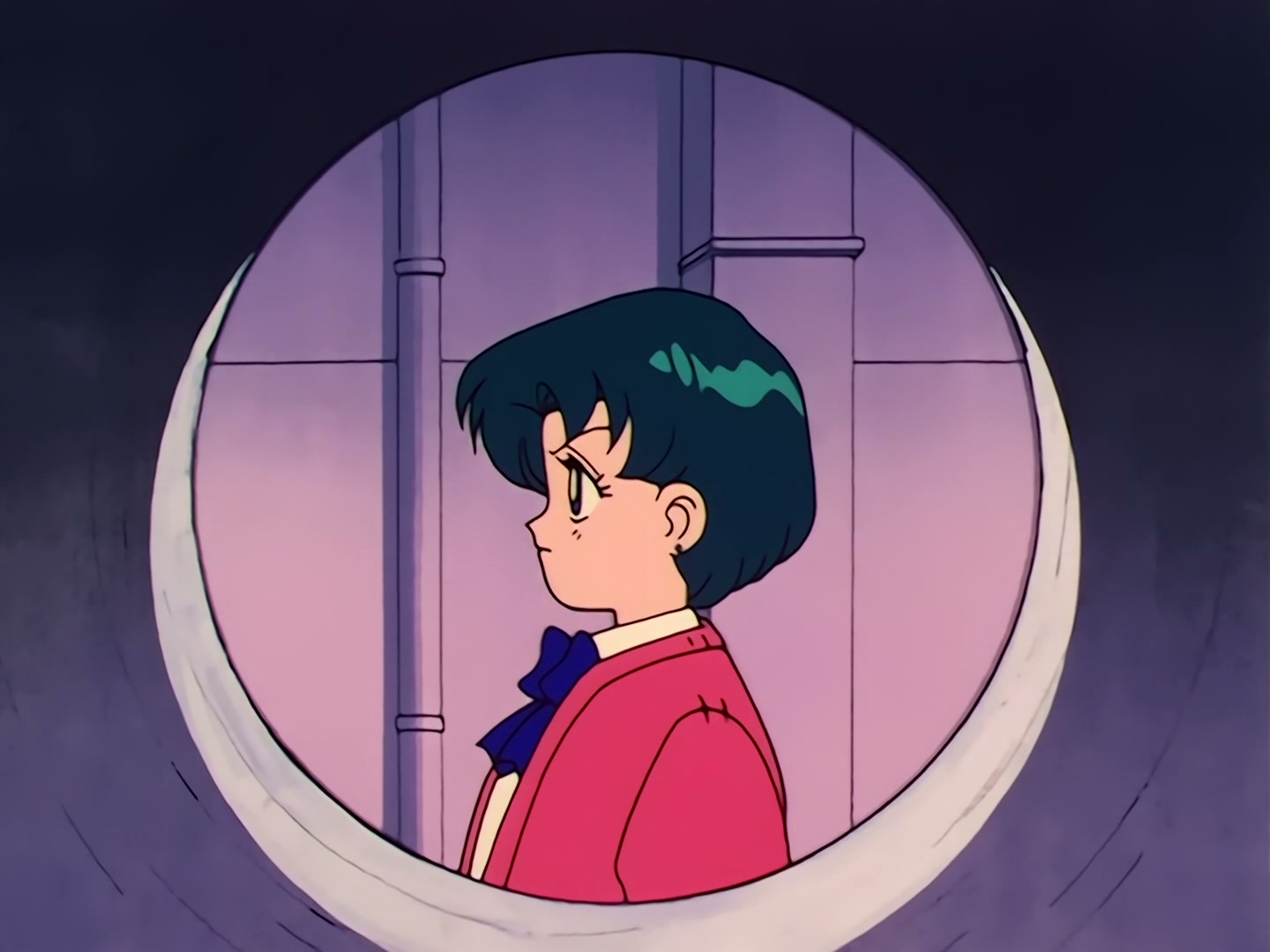 Sailor Moon Ep 33: The Last Sailor Guardian! Sailor Venus Appears @ 00:08:43