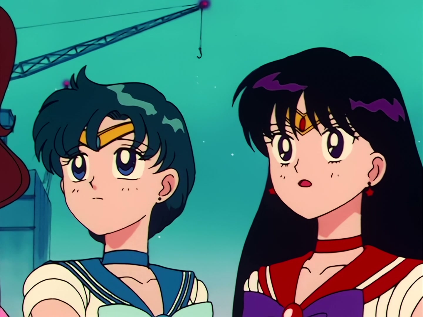 Sailor Moon Ep 34: The Sparkling Silver Crystal! The Moon Princess Appears @ 00:03:26