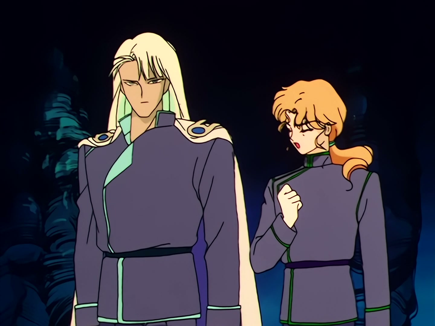 Sailor Moon Ep 34: The Sparkling Silver Crystal! The Moon Princess Appears @ 00:03:39