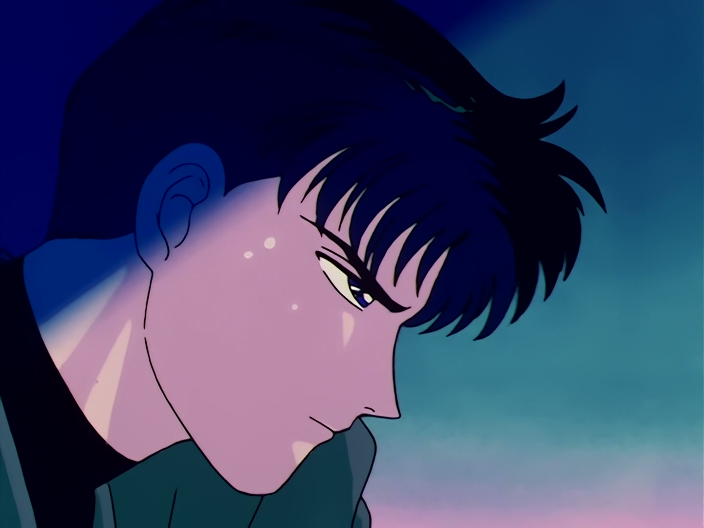 Sailor Moon Ep 34: The Sparkling Silver Crystal! The Moon Princess Appears @ 00:04:36