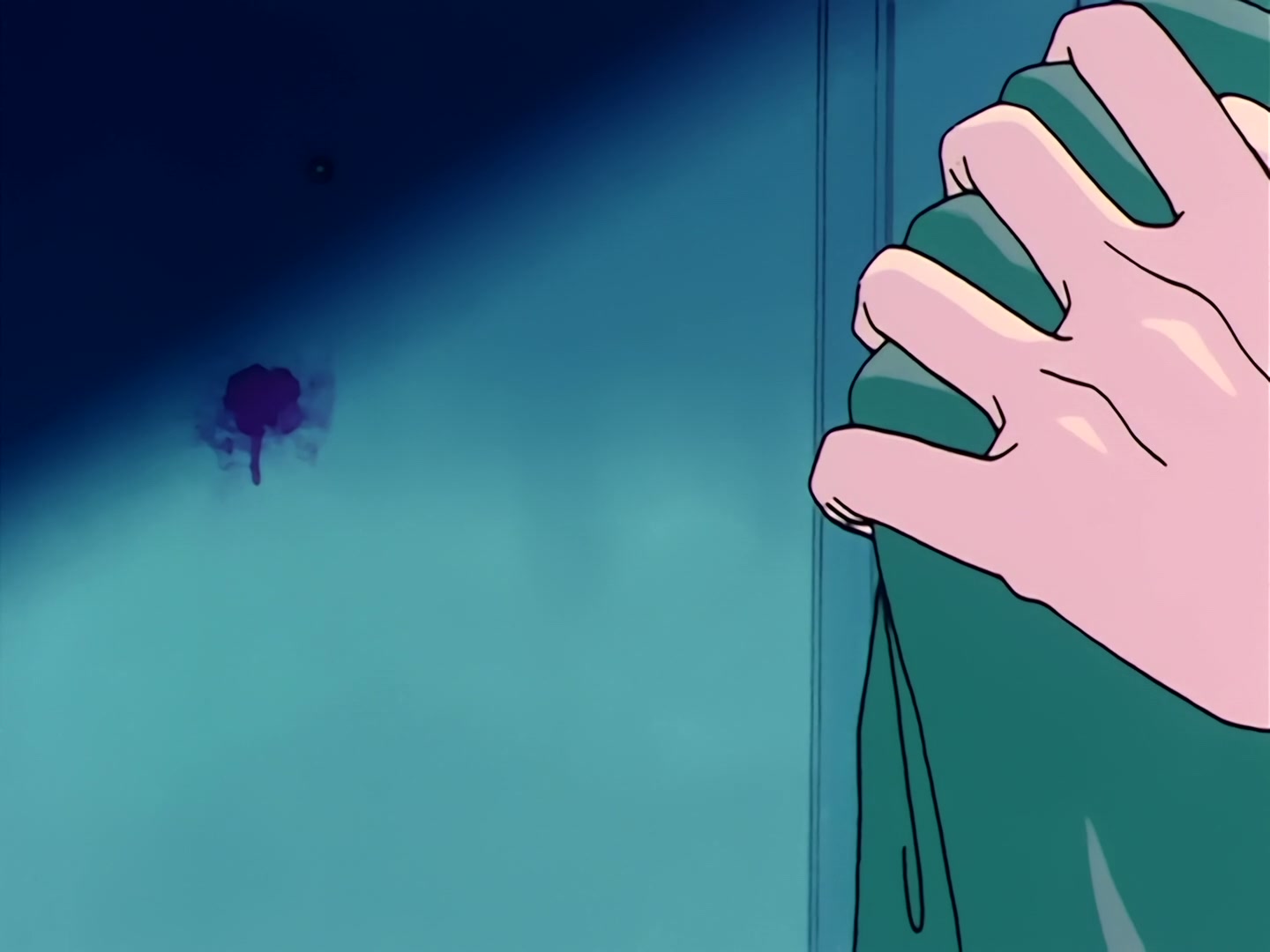 Sailor Moon Ep 34: The Sparkling Silver Crystal! The Moon Princess Appears @ 00:04:40