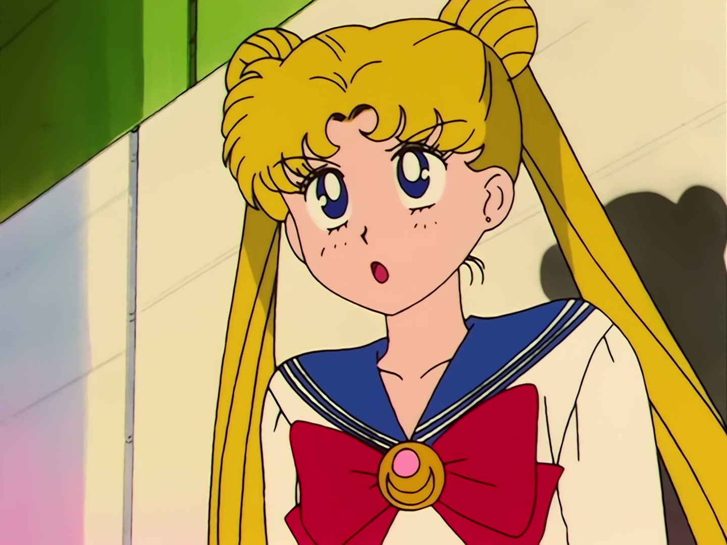 Sailor Moon Ep 34: The Sparkling Silver Crystal! The Moon Princess Appears @ 00:07:16