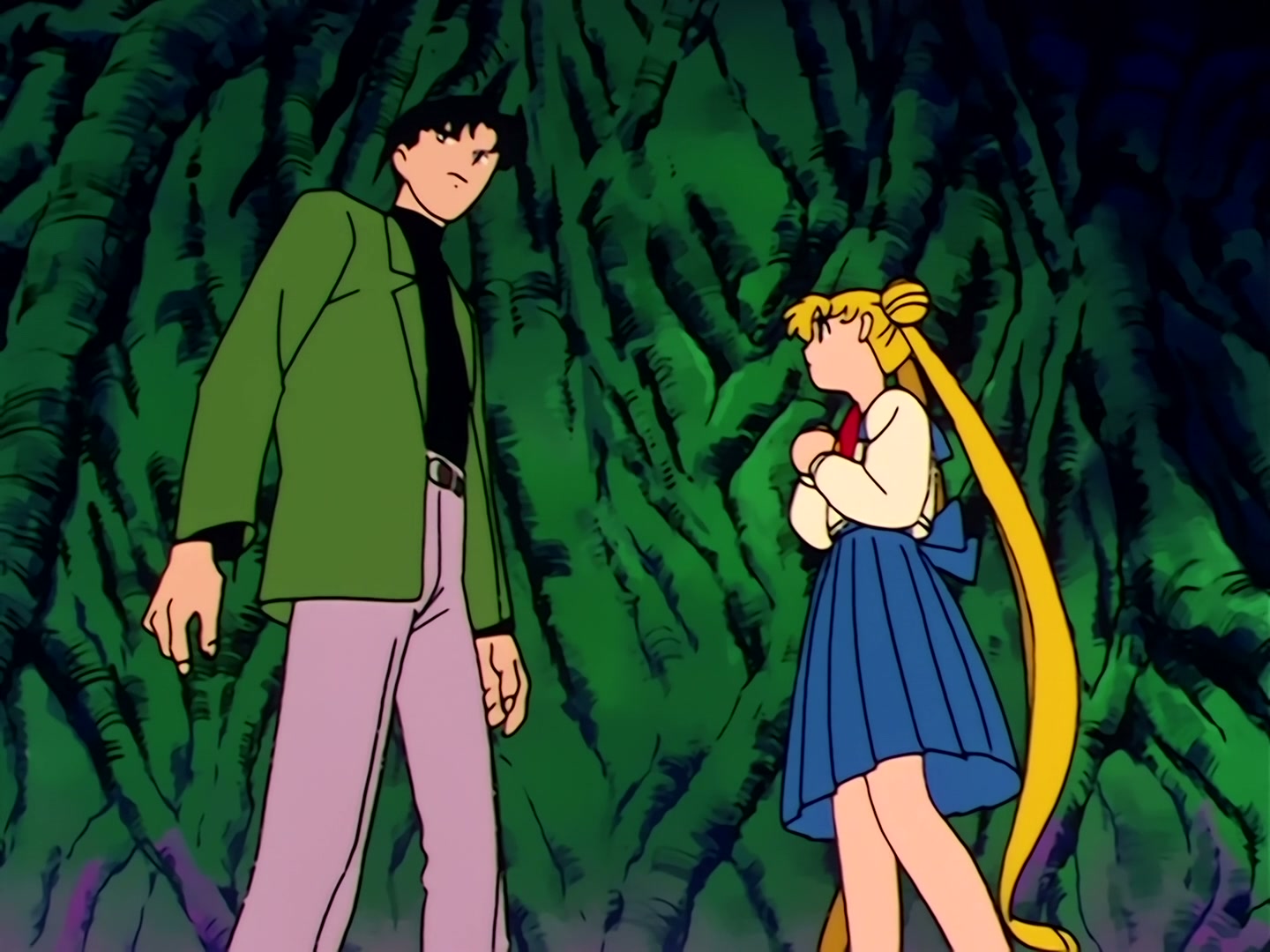 Sailor Moon Ep 34: The Sparkling Silver Crystal! The Moon Princess Appears @ 00:12:06