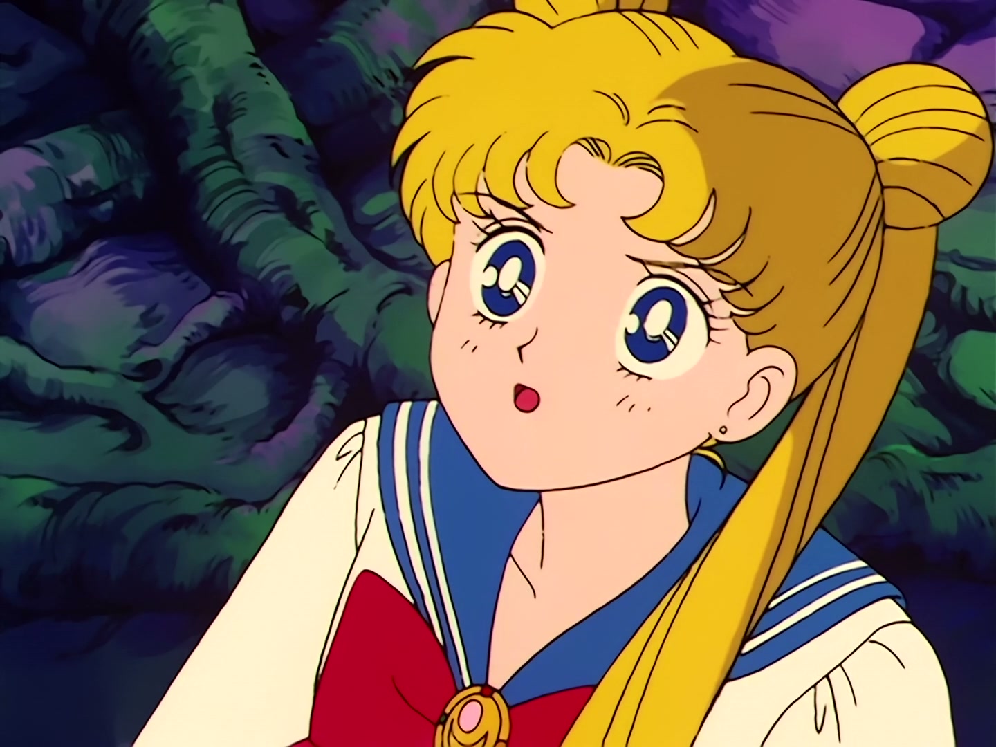 Sailor Moon Ep 34: The Sparkling Silver Crystal! The Moon Princess Appears @ 00:16:05
