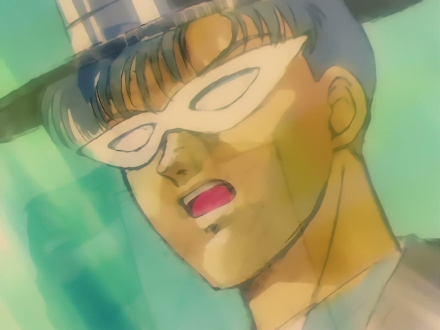 Sailor Moon Ep 34: The Sparkling Silver Crystal! The Moon Princess Appears @ 00:18:23