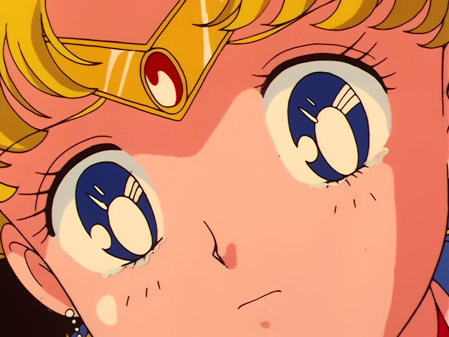 Sailor Moon Ep 34: The Sparkling Silver Crystal! The Moon Princess Appears @ 00:20:12