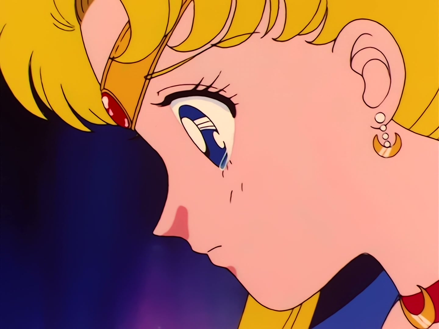 Sailor Moon Ep 34: The Sparkling Silver Crystal! The Moon Princess Appears @ 00:20:25